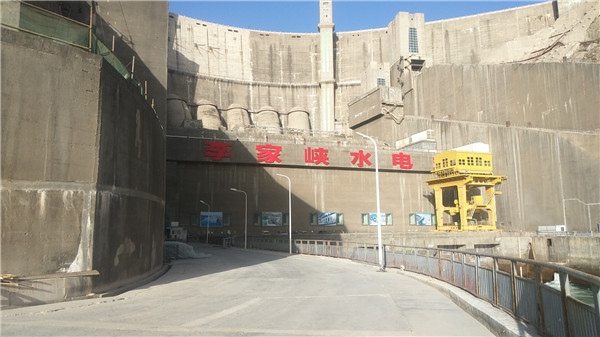 PTN材料應(yīng)用于李家峽水電站泄水建筑物伸縮縫修復(fù)